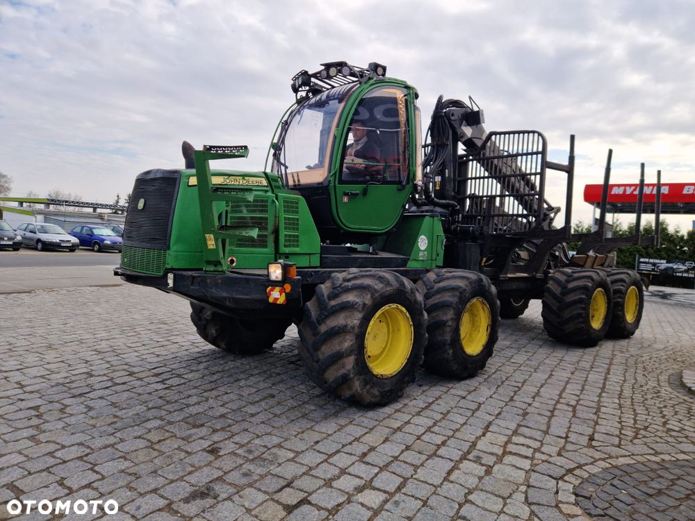 John Deere 1210E - 1