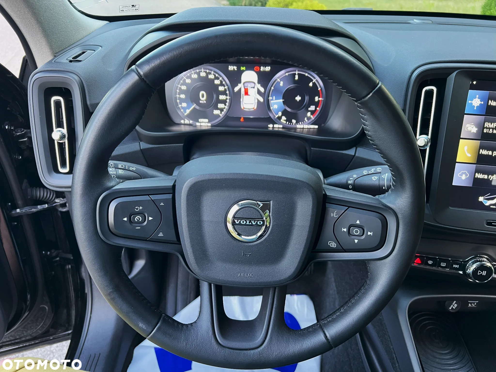 Volvo XC 40 D3 SCR Momentum - 36