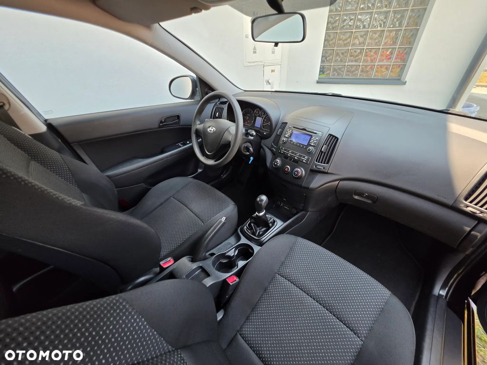 Hyundai i30 1.4 FIFA WM Edition - 11