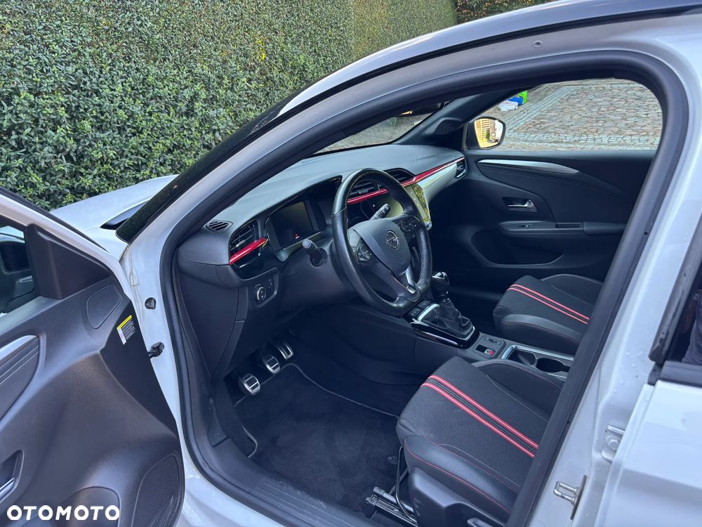 Opel Corsa 1.2 GS Line S&S - 9