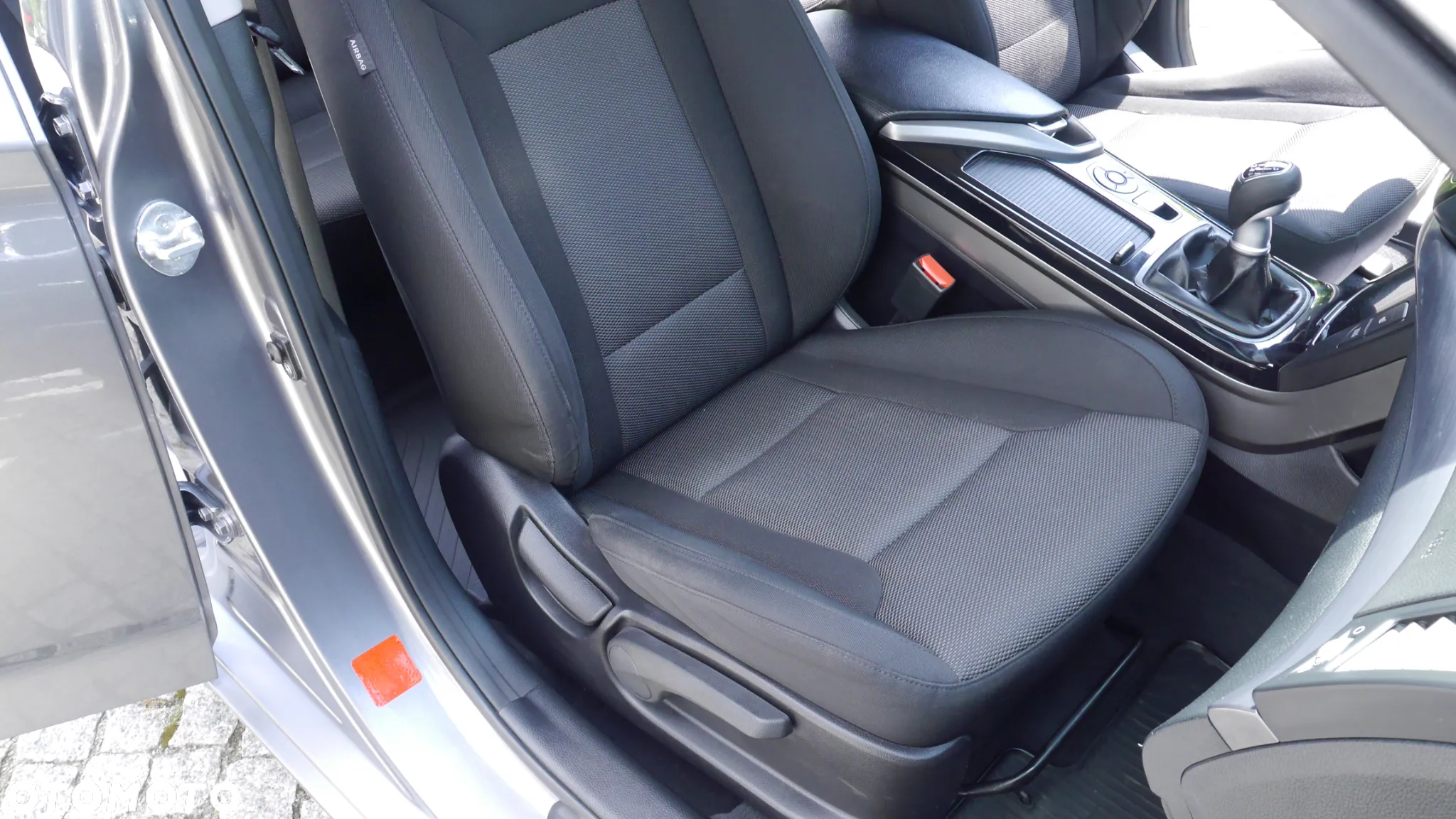 Hyundai i40 Kombi 1.7 CRDi Premium - 38