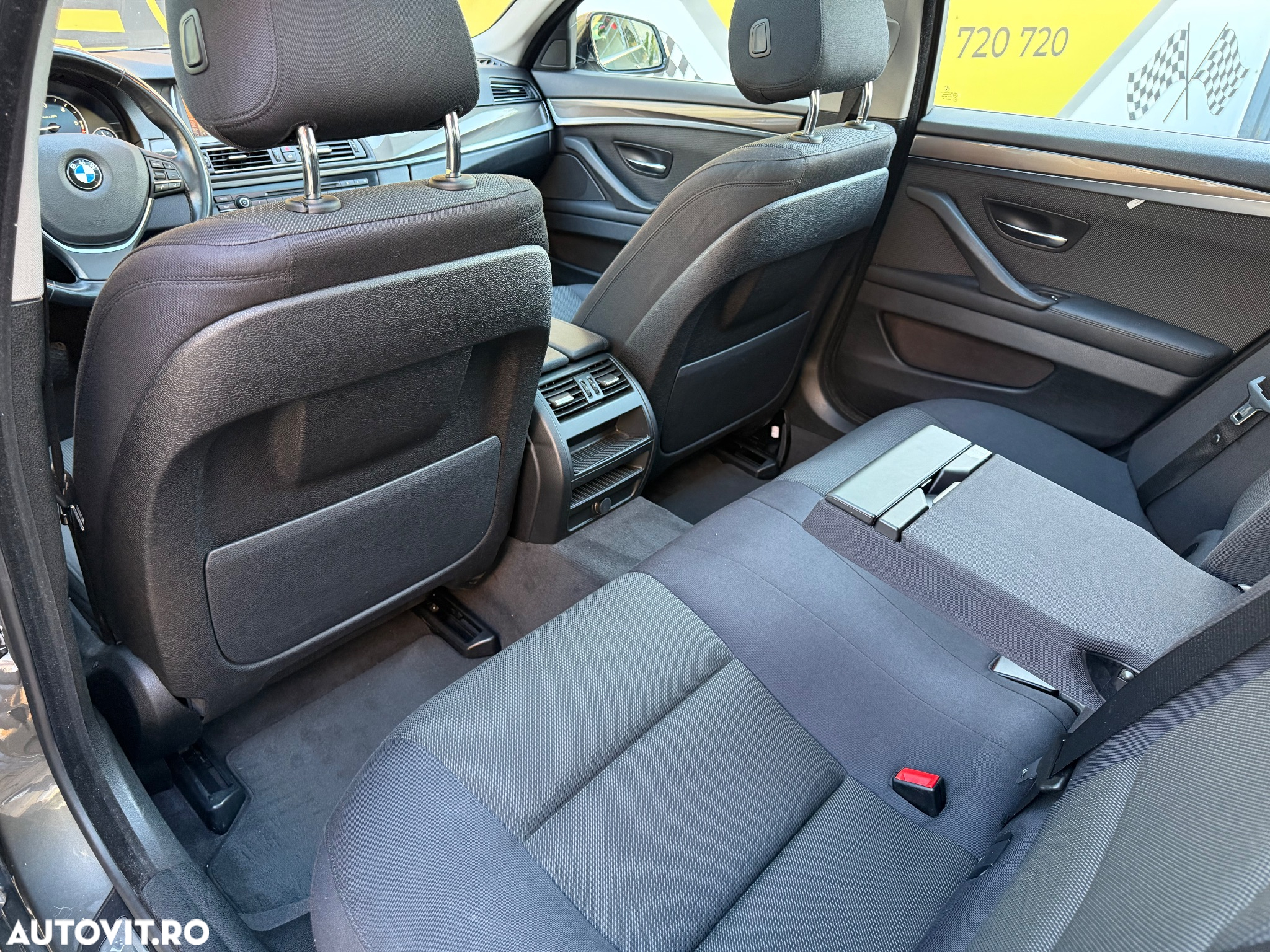 BMW Seria 5 520d Touring Aut. Modern Line - 22