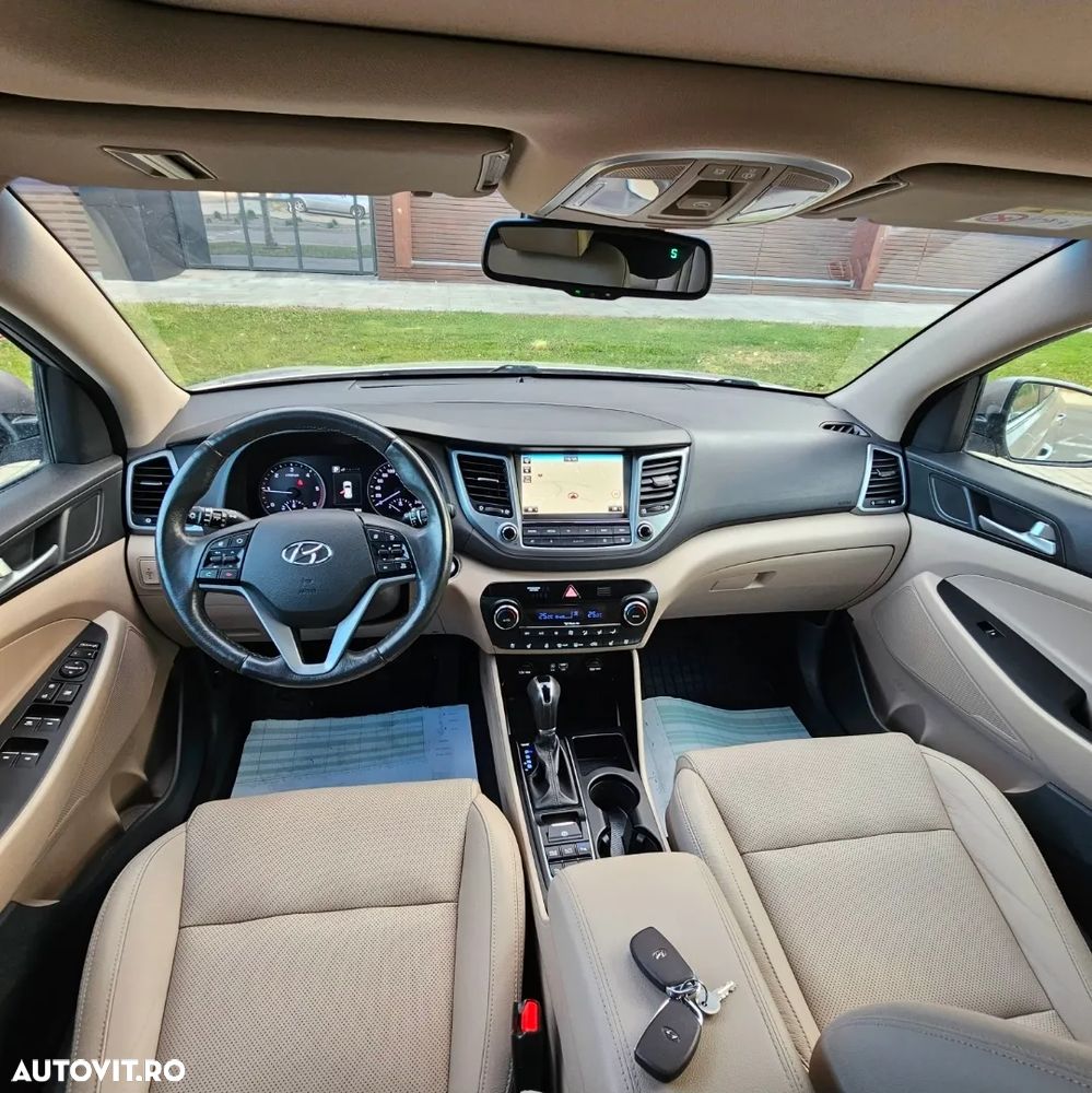 Hyundai Tucson 2.0 CRDI 4WD Automatik Advantage - 8