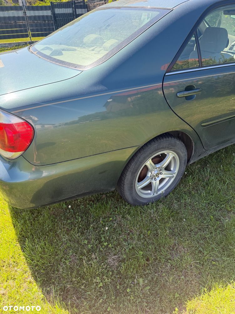 Toyota Camry 2.4 SE - 14