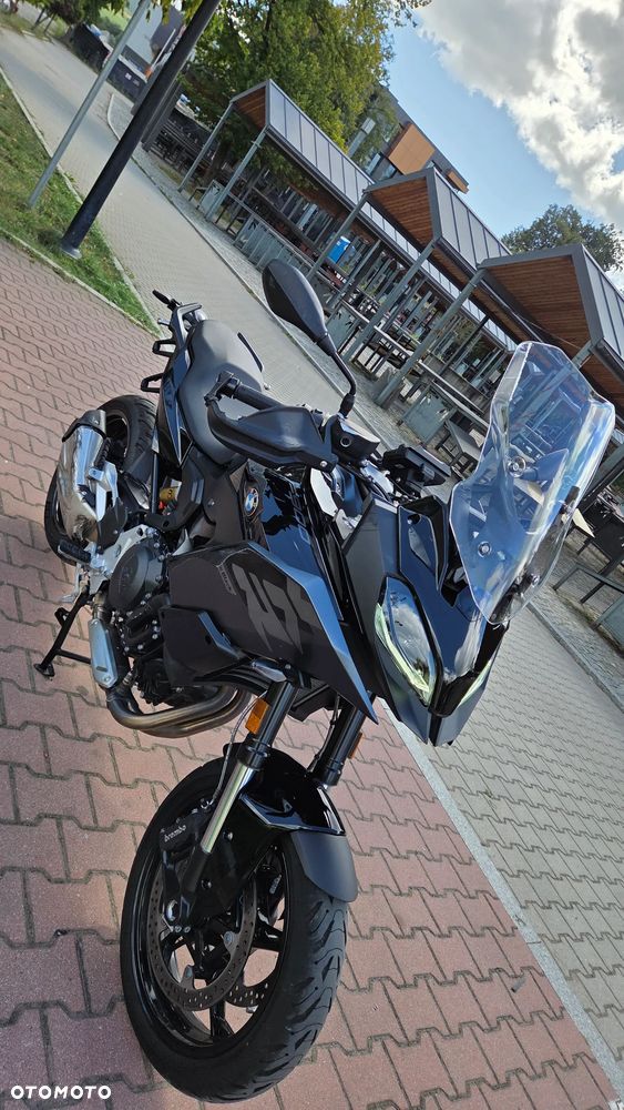 BMW XR - 4