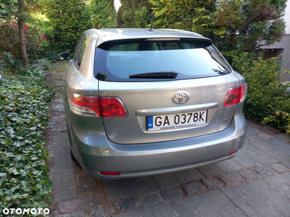 Toyota Avensis 2.0 D-4D Sol - 3
