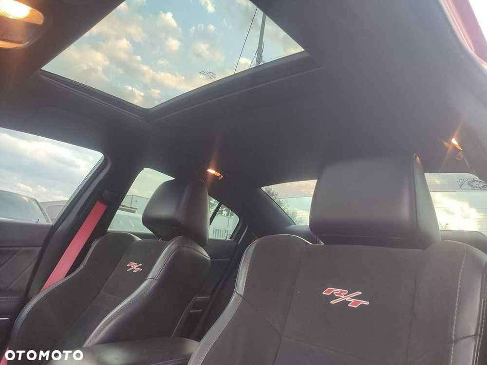 Dodge Charger 5.7 R/T - 8