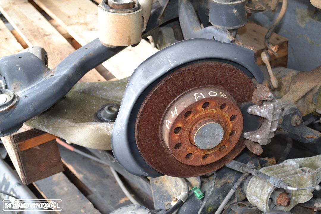Eixo Traseiro Audi A4 de 2002 - 1
