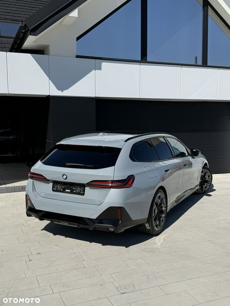 BMW Seria 5 520d xDrive - 34