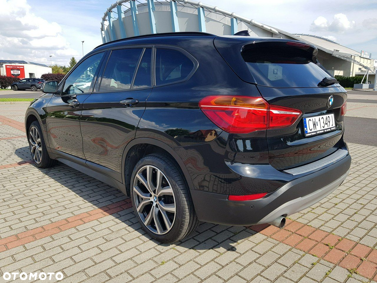 BMW X1 sDrive18d Business Edition - 7