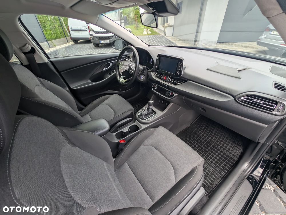 Hyundai i30 1.5 T-GDI 48V Smart DCT - 17