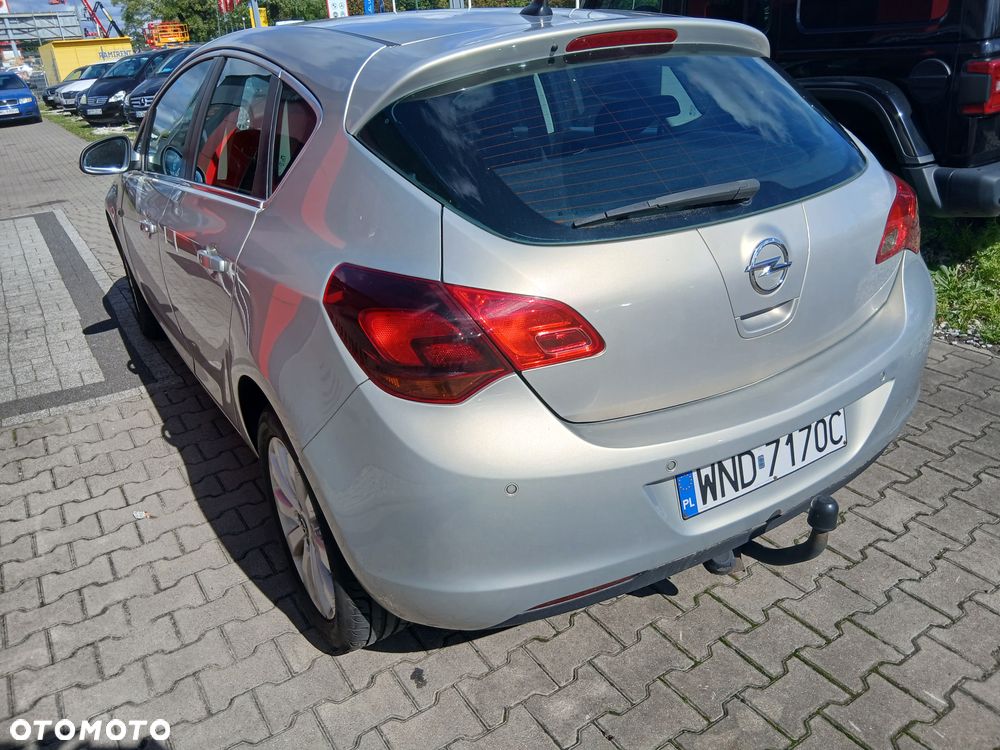 Opel Astra 1.7 CDTI Cosmo - 20