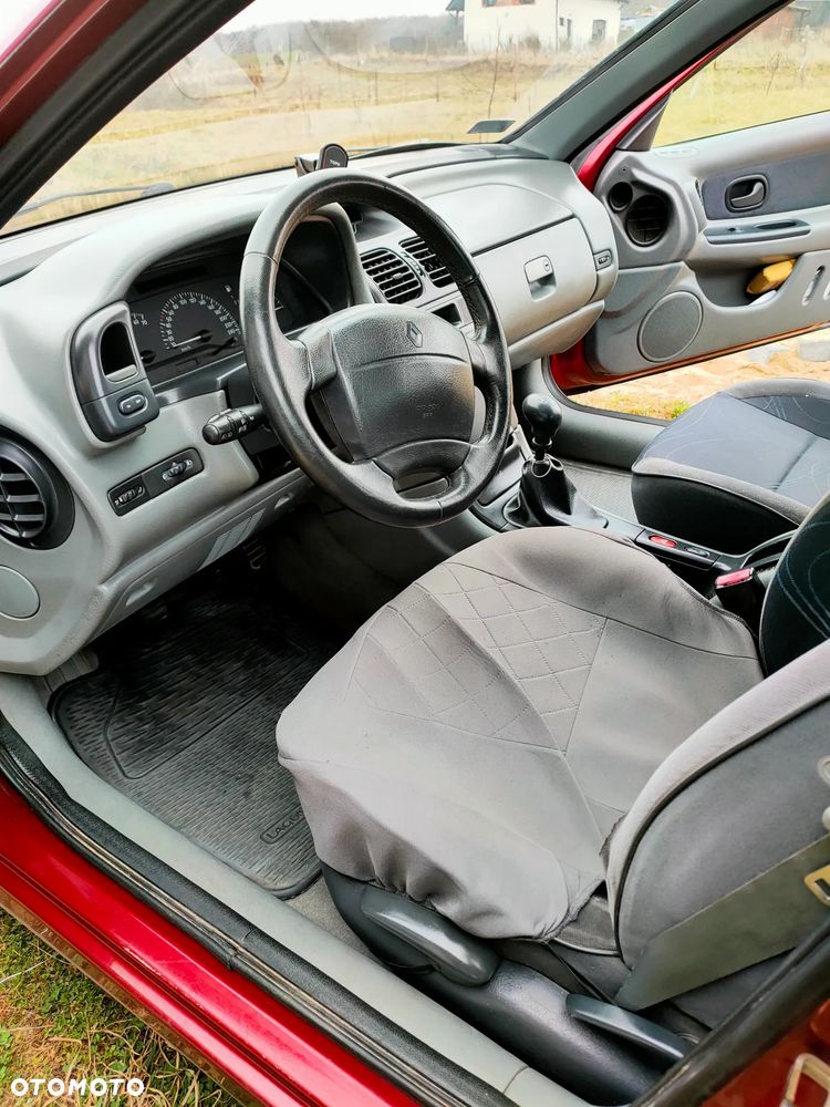 Renault Laguna - 13