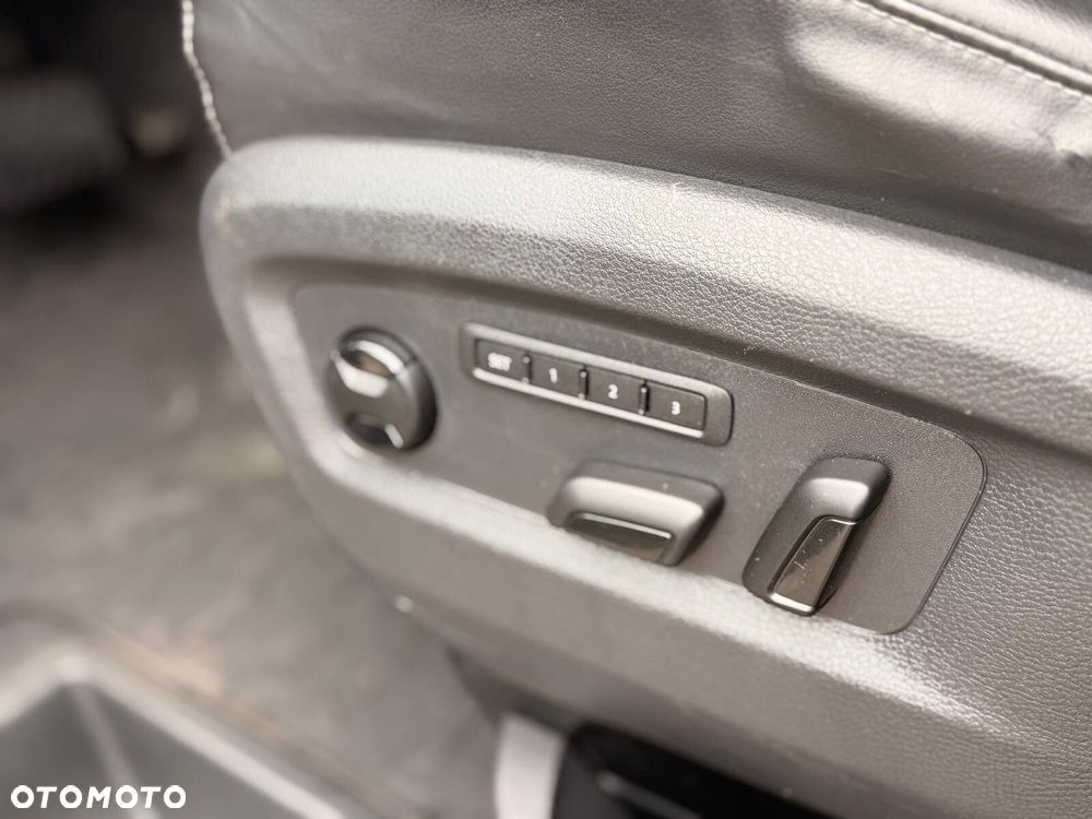 Volkswagen California - 35