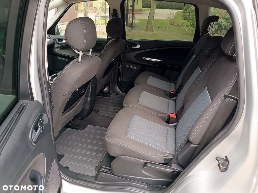 Ford S-Max 2.0 Viva Trend - 16