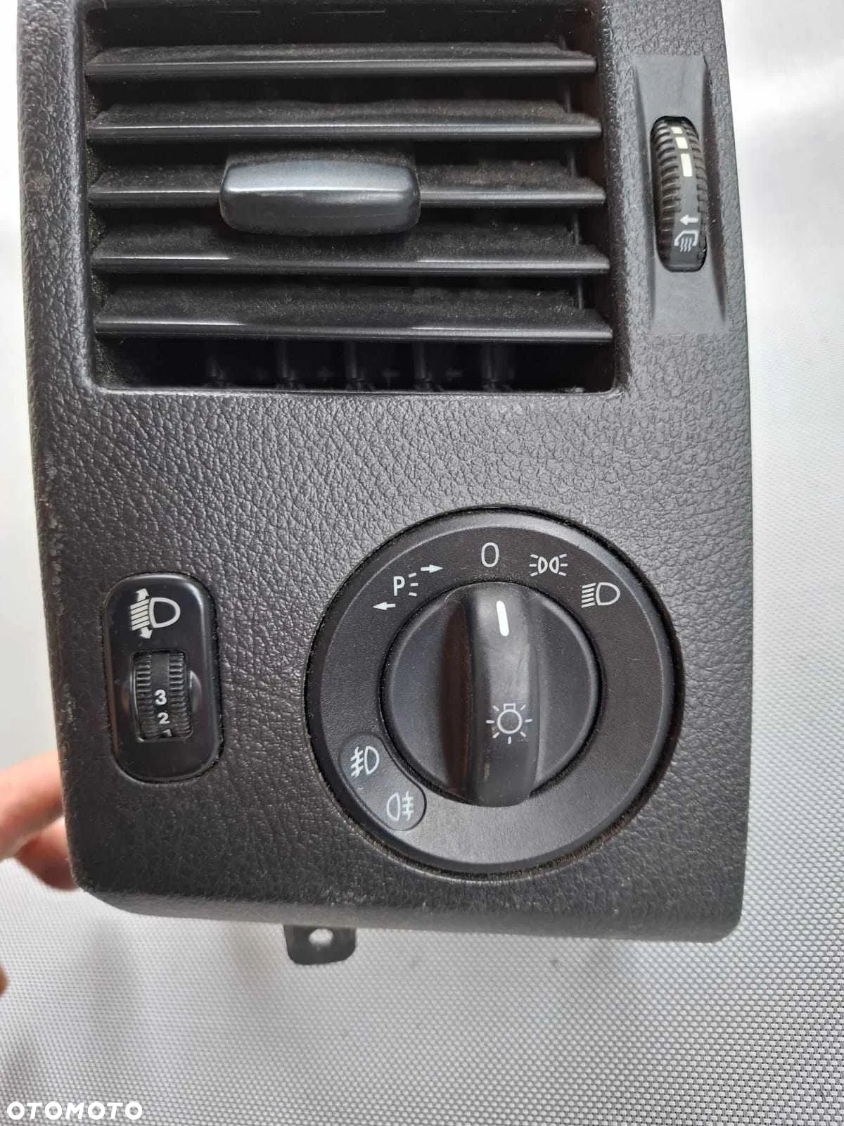PRZEŁĄCZNIK WŁĄCZNIK ŚWIATEŁ MERCEDES SPRINTER W906 CRAFTER KRATKA NAWIEWU - 4
