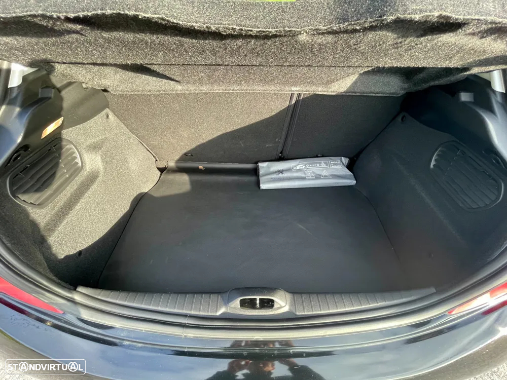 Peugeot 208 1.2 PureTech Access - 24