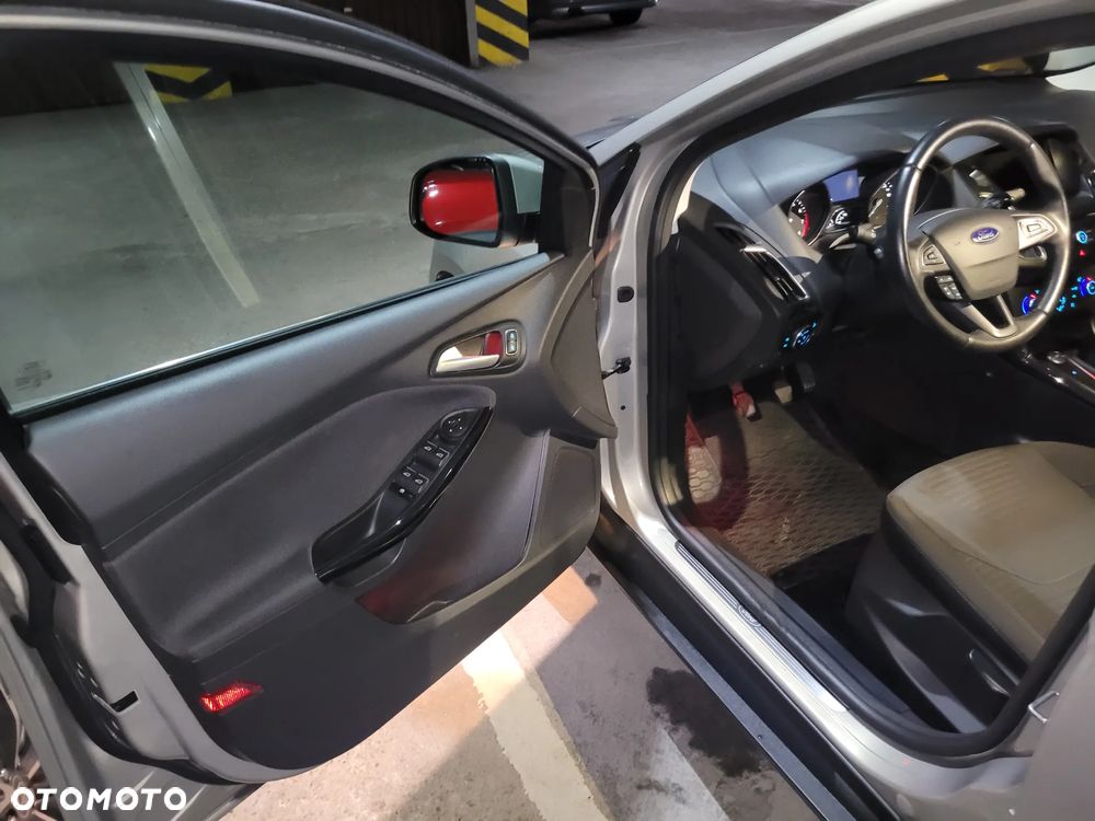 Ford Focus 1.5 EcoBoost Titanium ASS - 16
