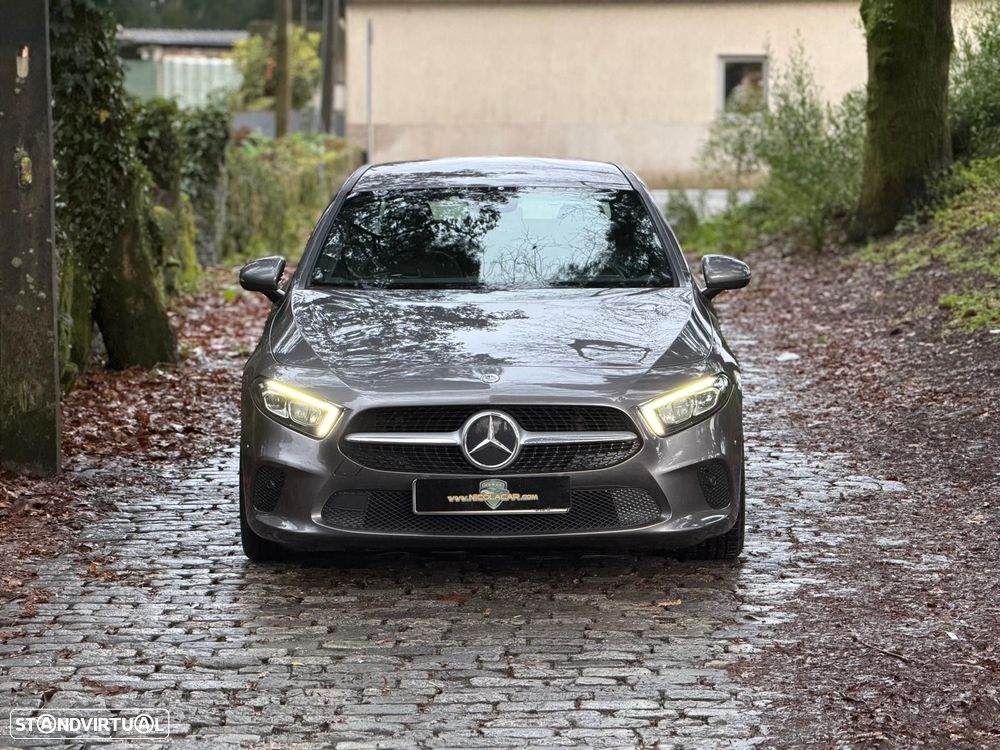 Mercedes-Benz A 180 Limousine d Business Solutions Aut. - 32