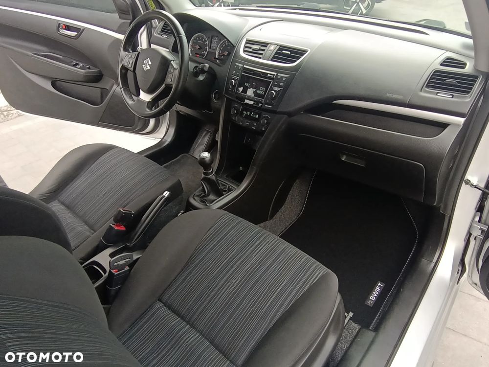 Suzuki Swift 1.2 X-ITE - 11