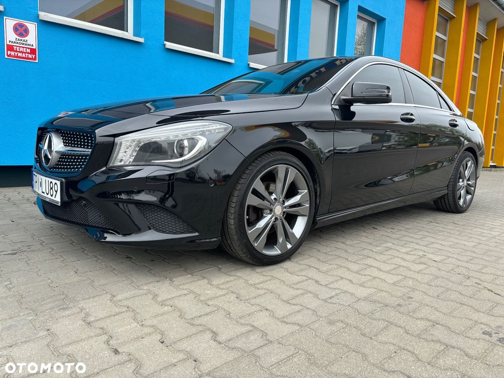 Mercedes-Benz CLA 220 CDI 7G-DCT AMG Line - 9