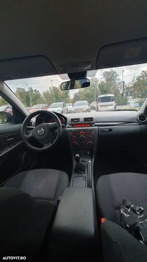 Mazda 3 1.6 CE - 4