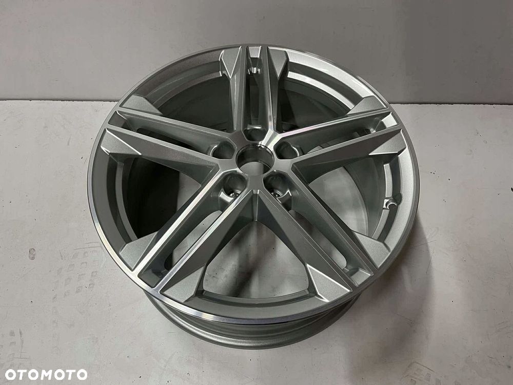 AUDI Q5 80A FELGA 8JX19 ET39 5X112 - 1