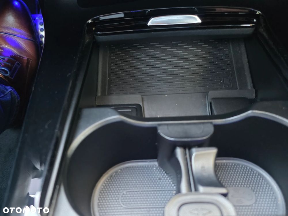Mercedes-Benz Klasa A 200 AMG Line 7G-DCT - 36
