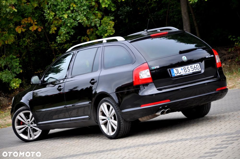 Skoda Octavia Combi 2.0 TDI CR DPF RS - 15