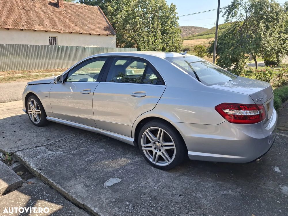 Mercedes-Benz E - 7