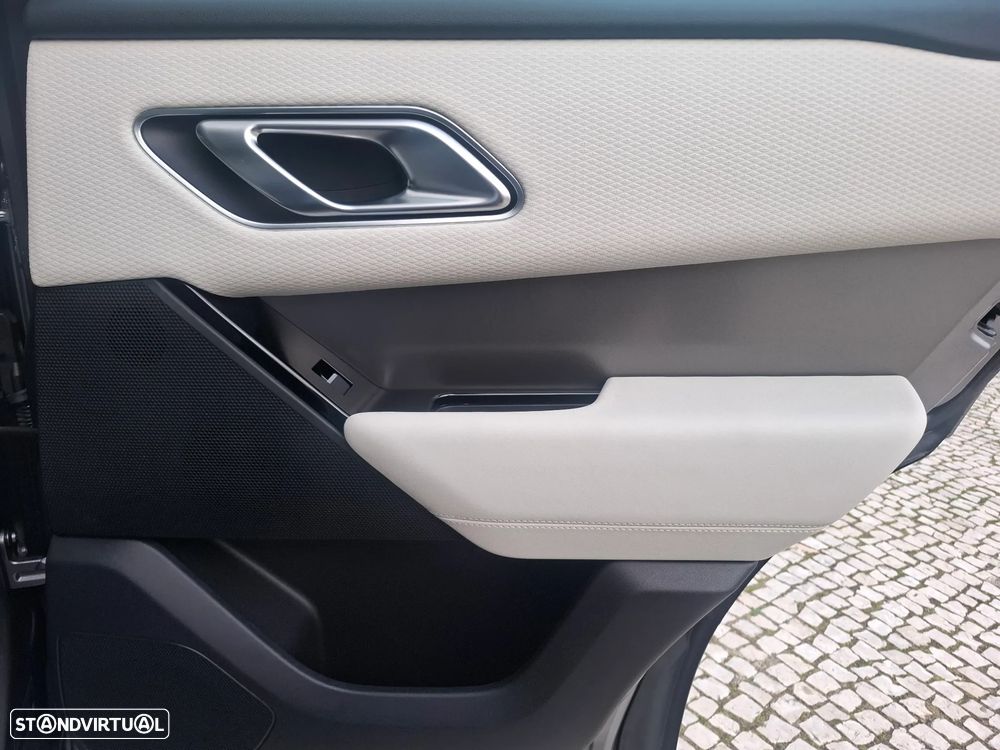 Land Rover Range Rover Velar 2.0 P400e AWD Dynamic SE - 44