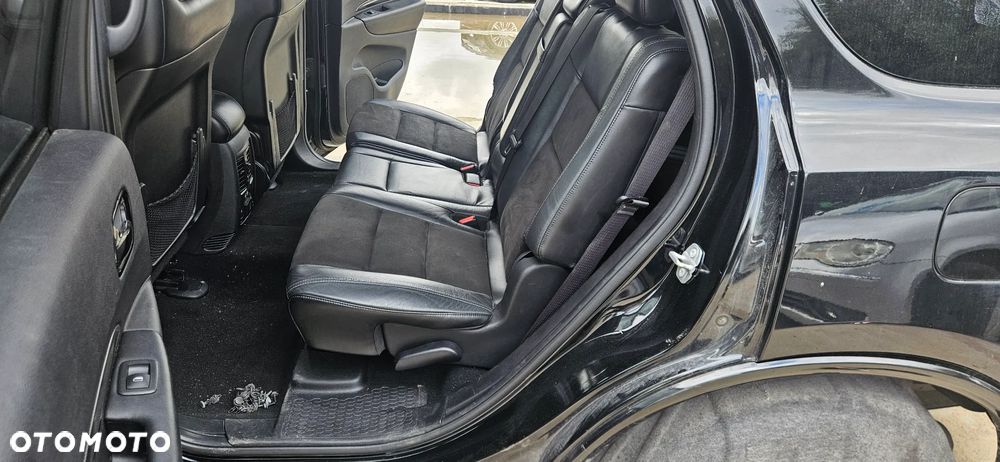 Dodge Durango III LIFT 2021- Fotel Fotele kanapa 2 rząd 3 rząd Tapicerka Boczki drzwi podłoga środek kolor czarny SKÓRA WELUR ZAMSZ 7 OSÓB grzane fotele - 18