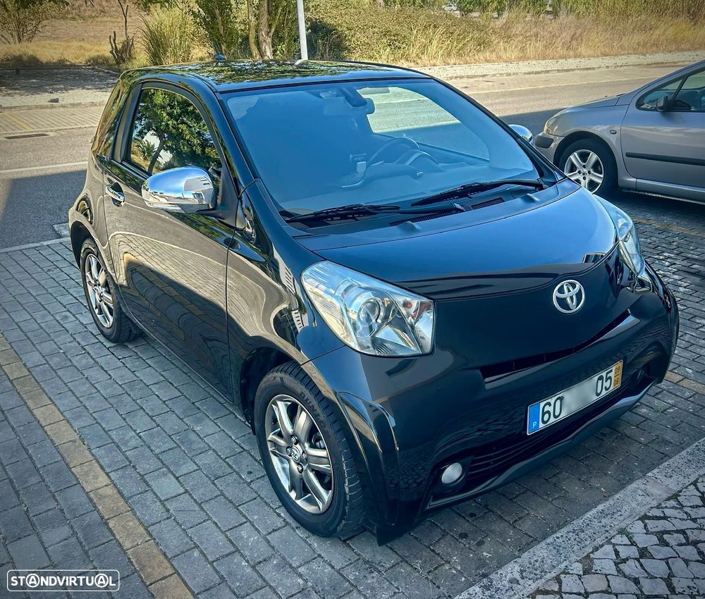 Toyota iQ 1.4 D-4D 2 - 3