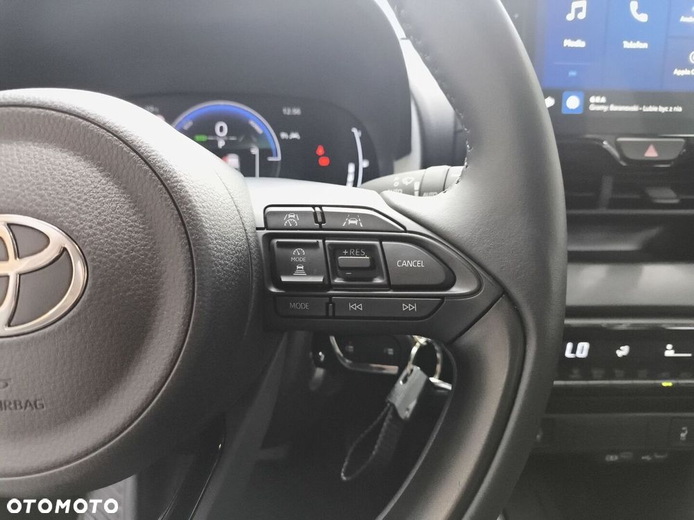 Toyota Yaris Hybrid 1.5 Style - 18