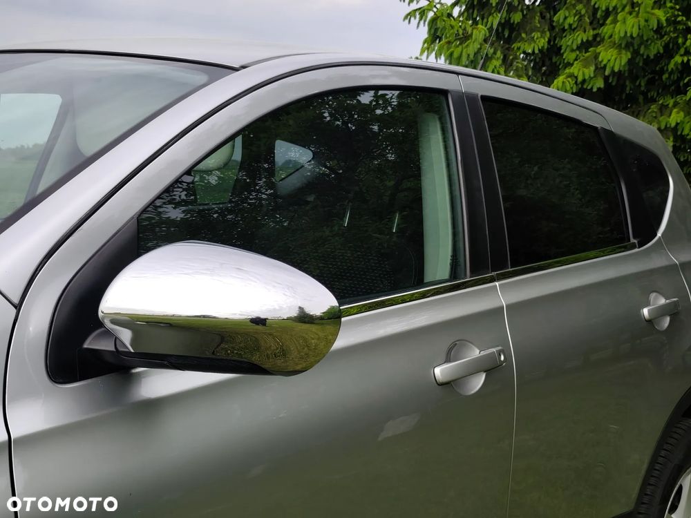 Nissan Qashqai 1.6 visia - 13