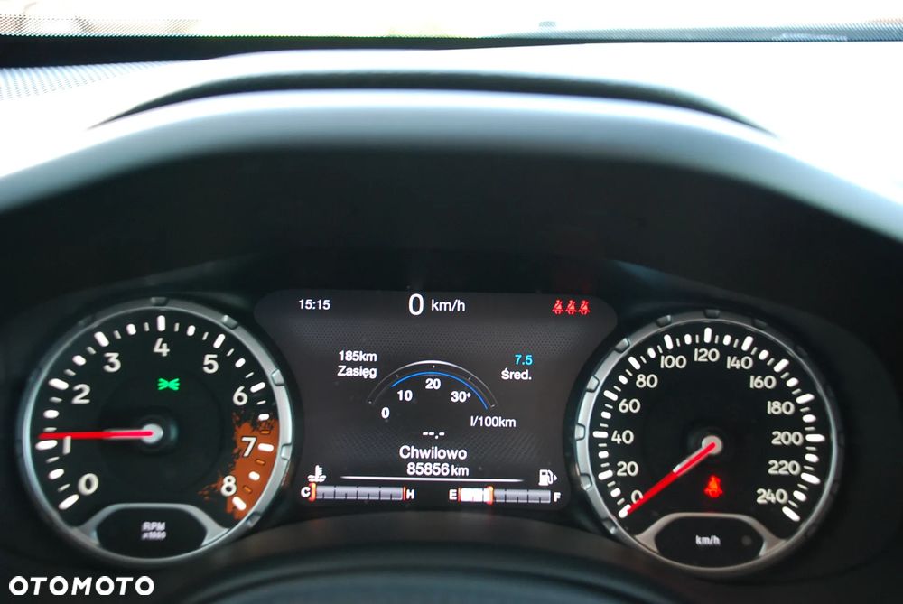 Jeep Renegade 1.4 MultiAir Limited - 15