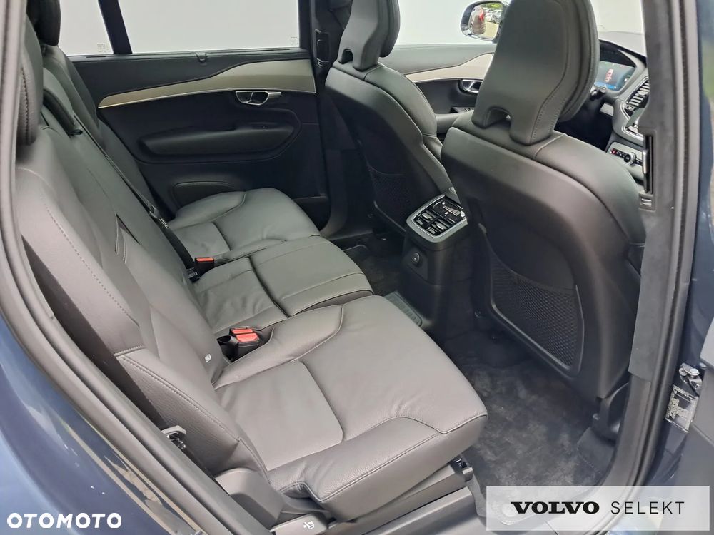 Volvo XC 90 - 16