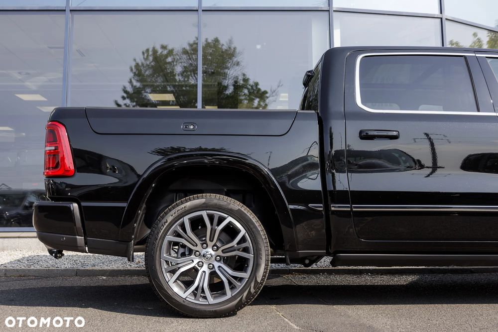 RAM 1500 Tungsten - 35
