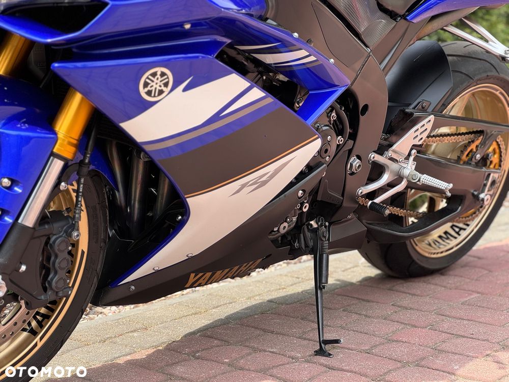 Yamaha YZF - 14