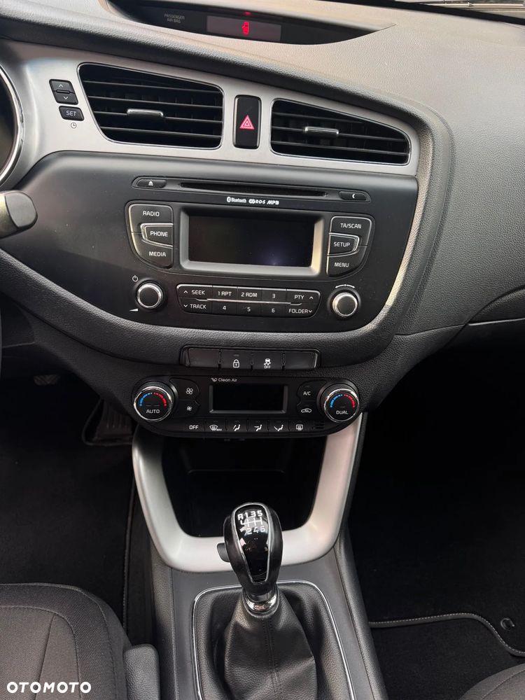Kia Ceed 1.6 GDI L - 7