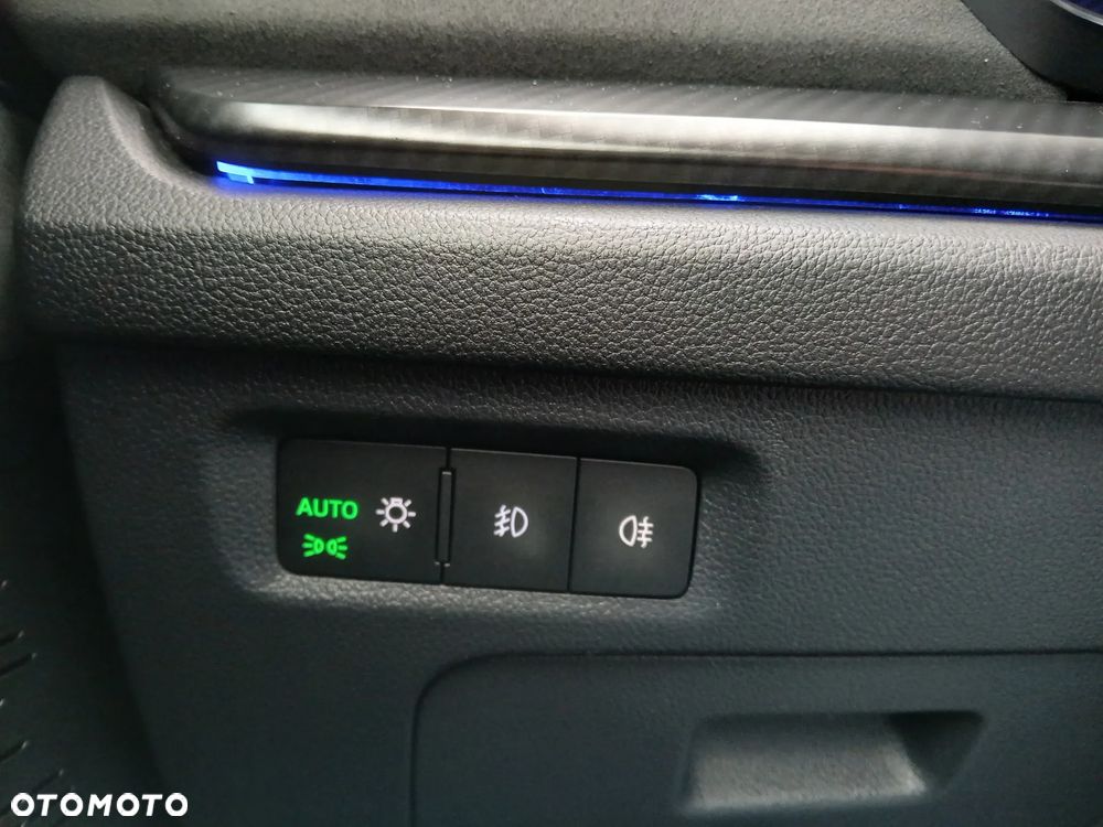 Skoda Octavia 2.0 TSI DSG RS 245 - 11