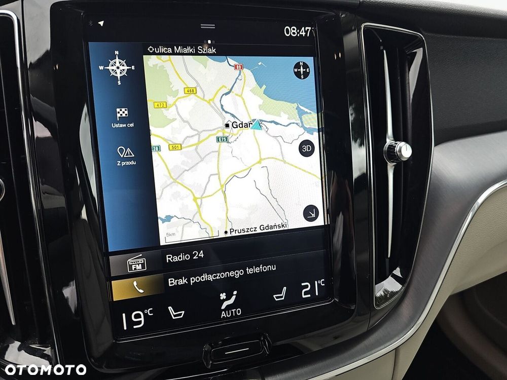 Volvo XC 60 B4 D AWD Momentum Pro - 26