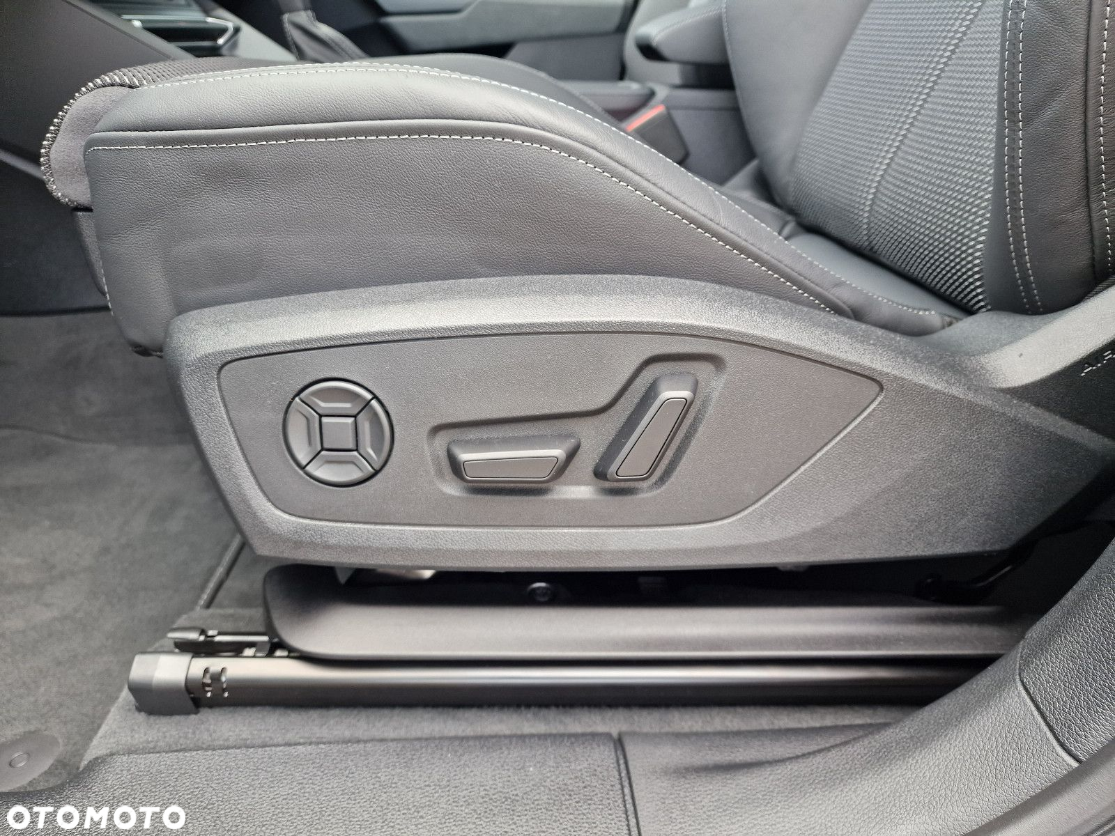 Audi Q3 - 18