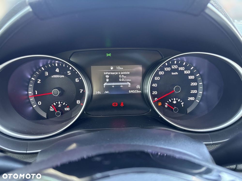 Kia Ceed - 14