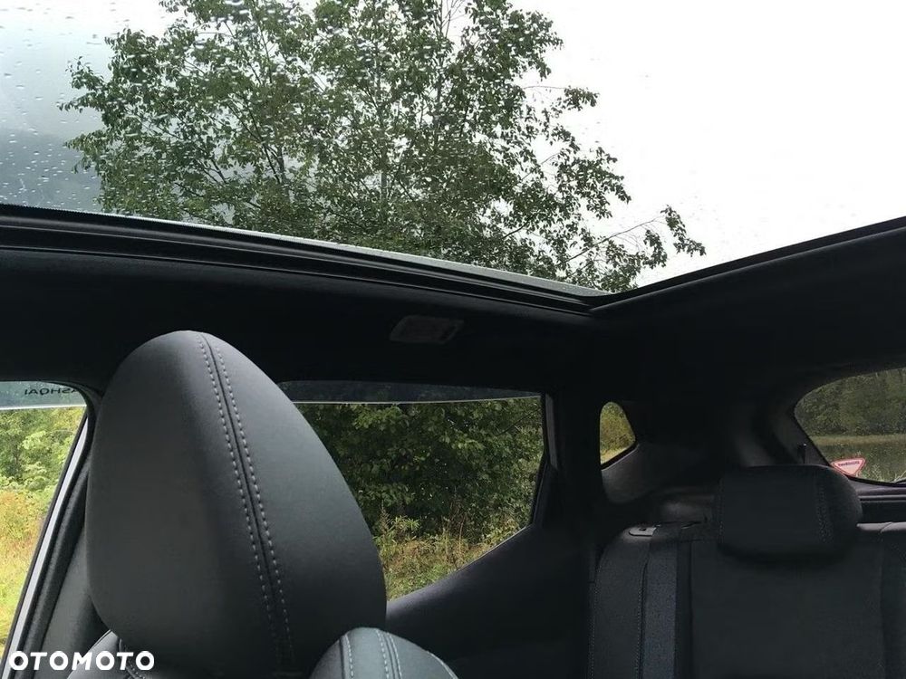 Nissan Qashqai 1.6 dCi Xtronic TEKNA+ - 20