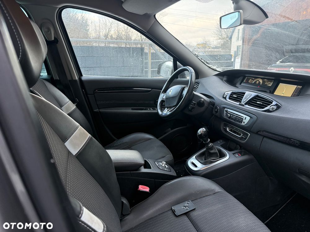 Renault Scenic - 11