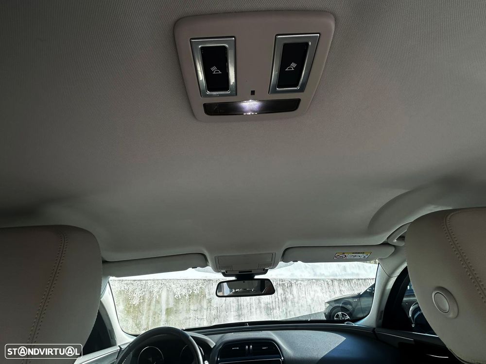 Jaguar XE 20d Aut. Prestige - 43