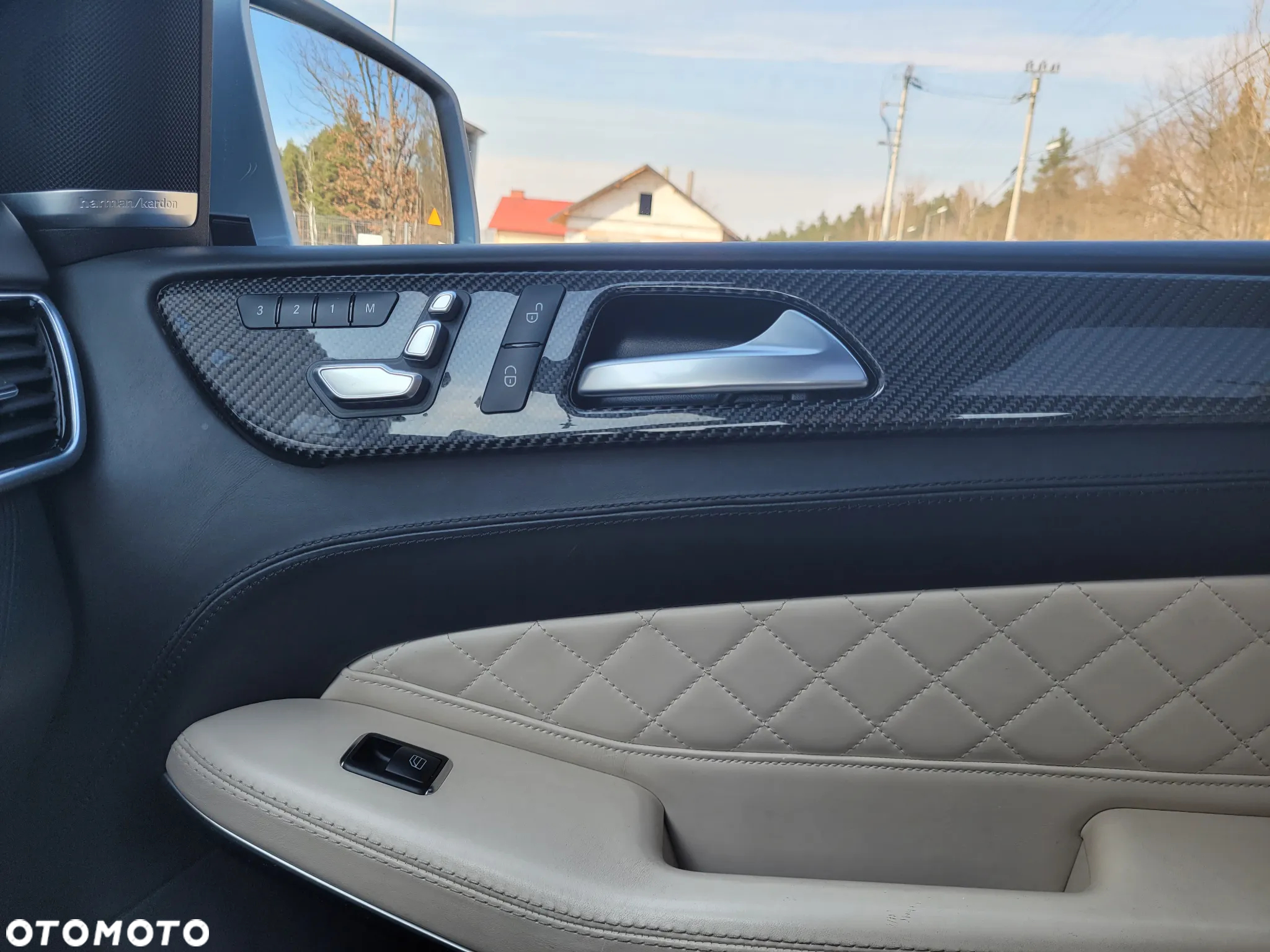 Mercedes-Benz GLS 500 4-Matic - 17