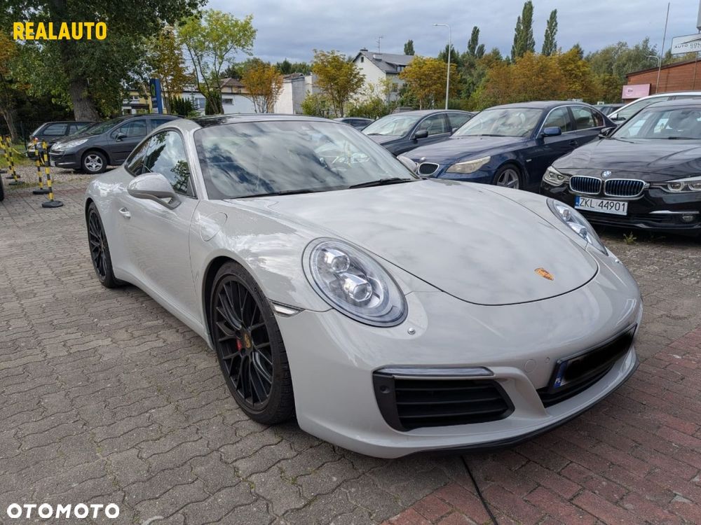 Porsche 911 - 9