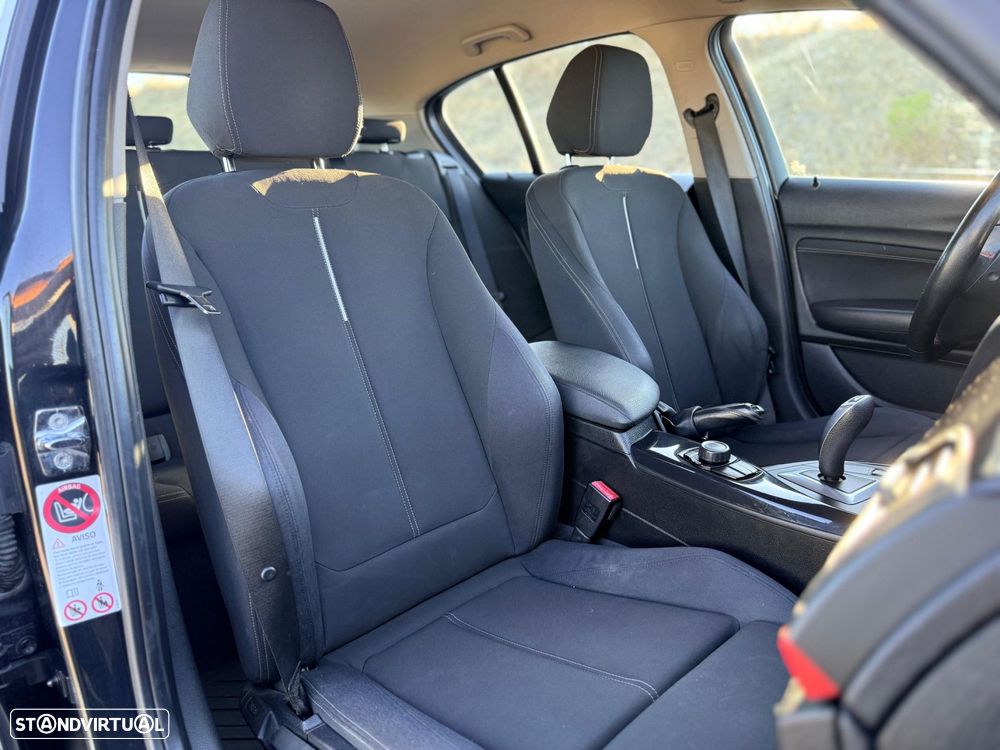 BMW 118 dA Line Sport - 10